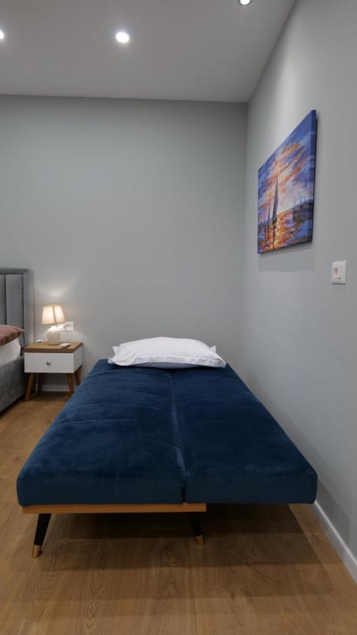 Kristi Apartments 02 Тирана Экстерьер фото